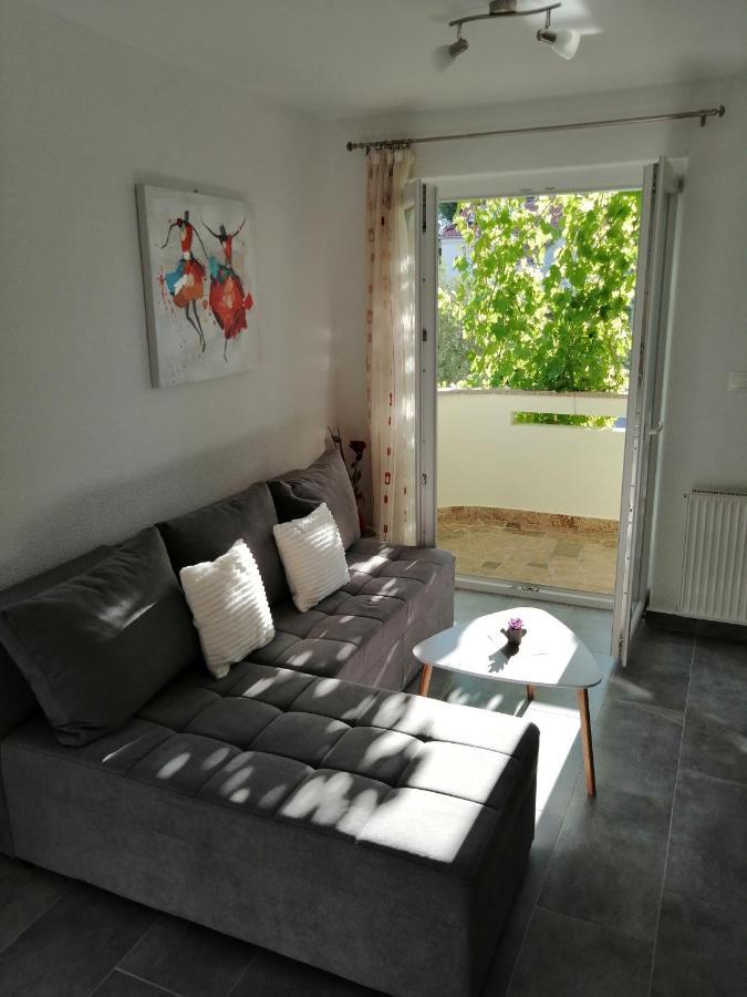 Apartmani Grabovcic Punat Exterior foto