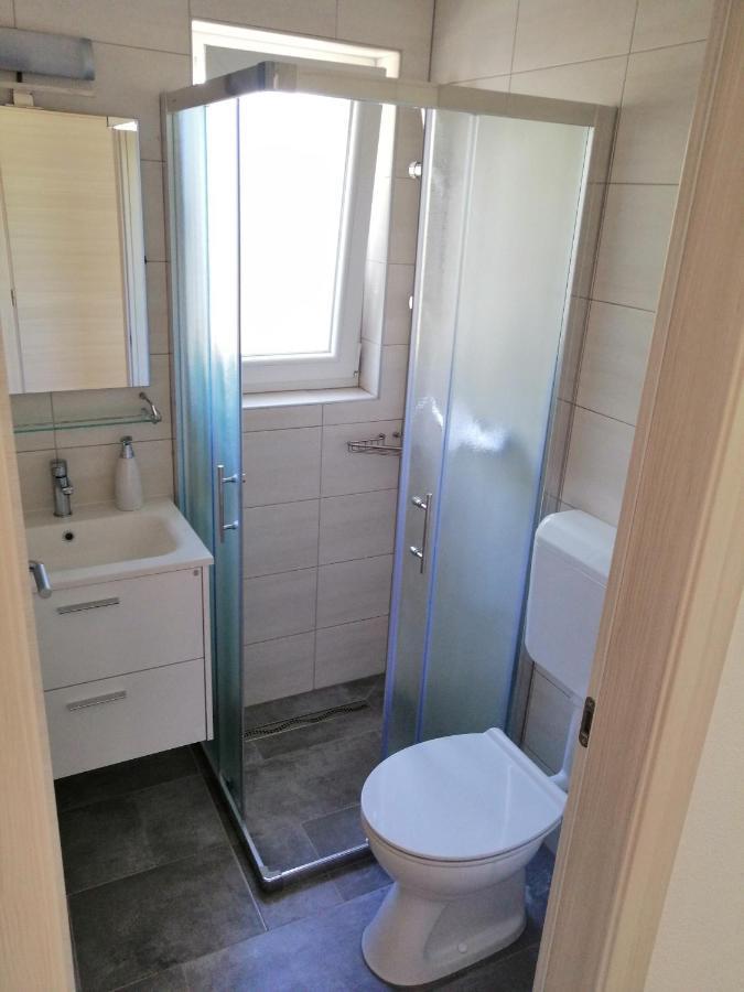 Apartmani Grabovcic Punat Exterior foto